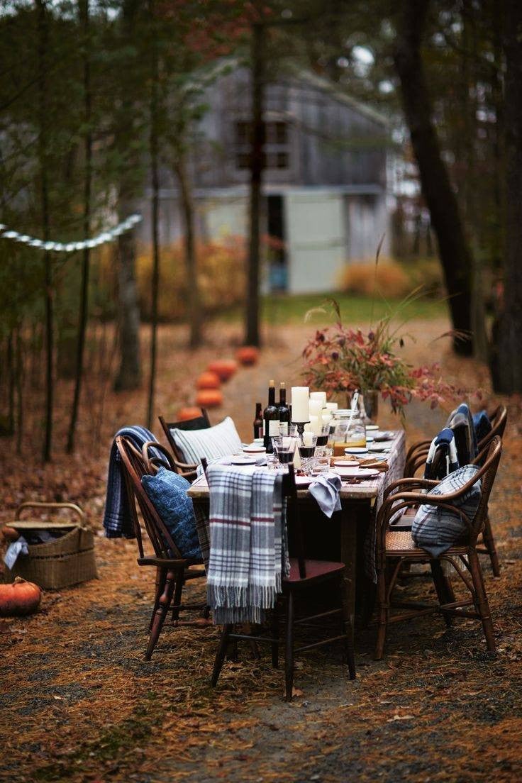 17 Questions to Ask Before You Host Friendsgiving