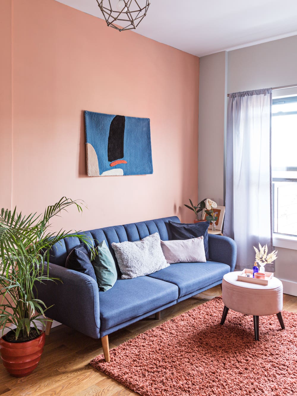 A 900-Square-Foot Apartment Basically Made for Instagram