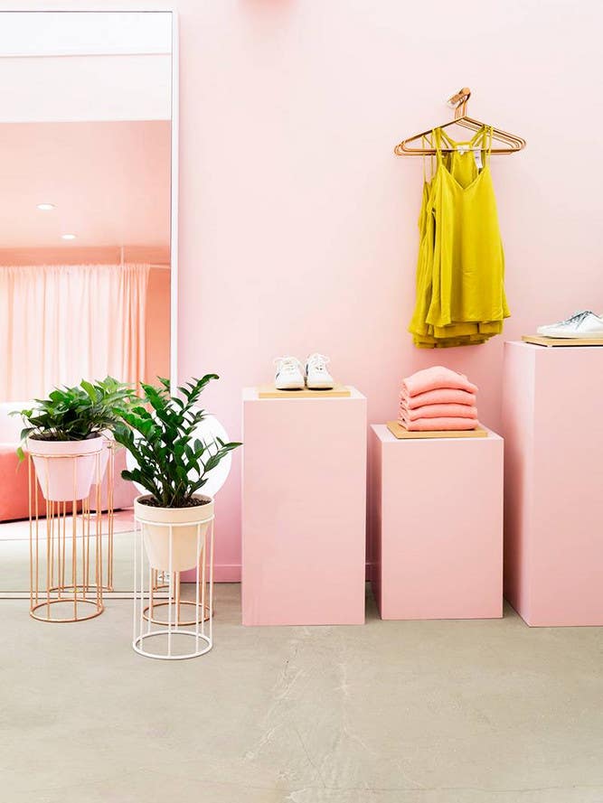 lou and grey nyc store dressing room display in pink