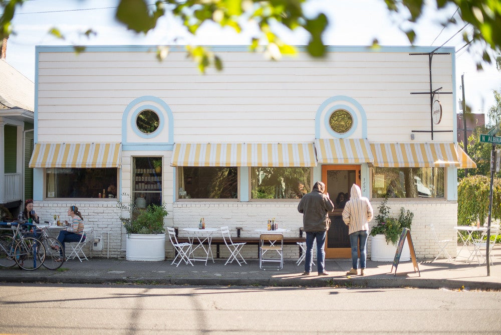 10 Coziest Cafes and Coffee Shops in Portland: Sweedeedee North Portland Cafe