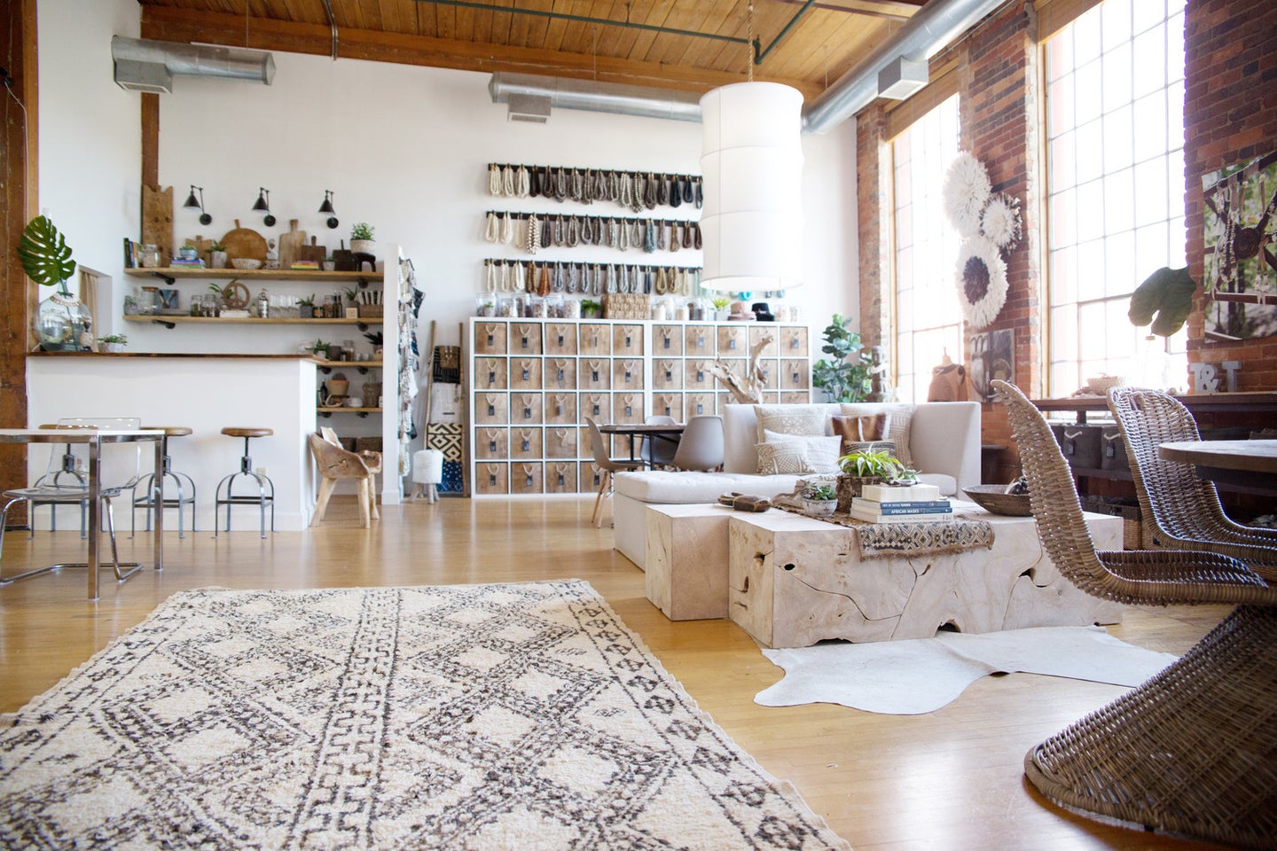 Twine & Twig’s Rustic, Southern Studio is a DIYer’s Dream
