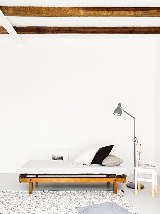 13 Reasons Why You Should Invest In a Daybed