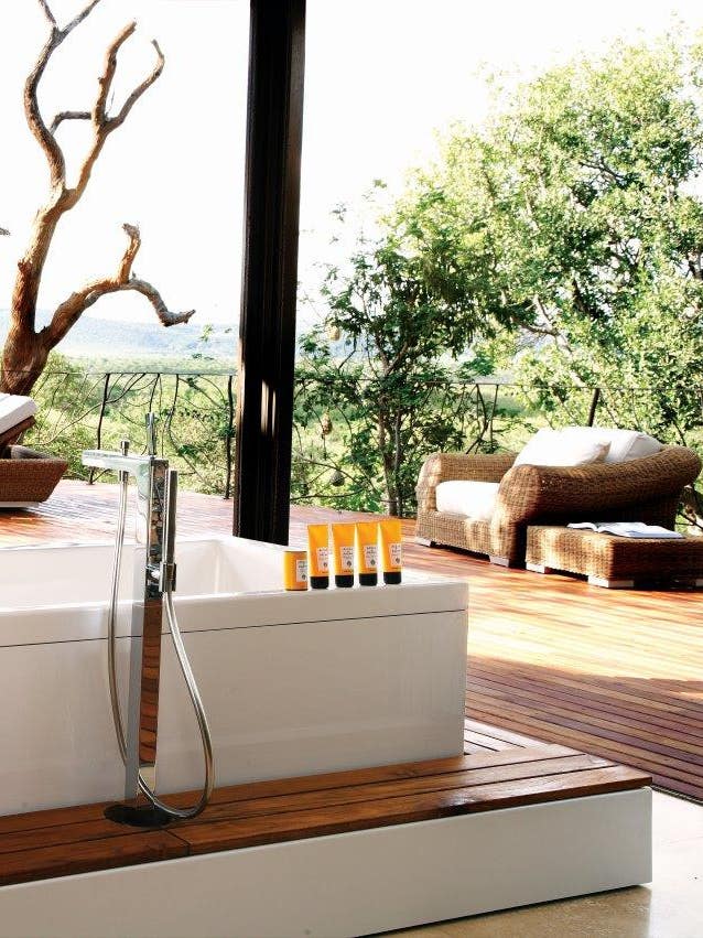 best hotel bathtubs Molori Safari
