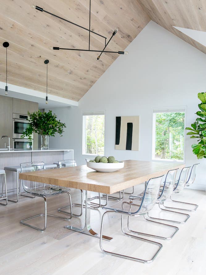 A Dated Hamptons Beach House Gets a Minimalist Makeover