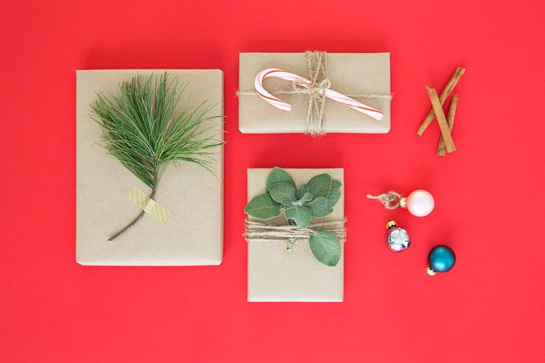 holiday gift wrapping