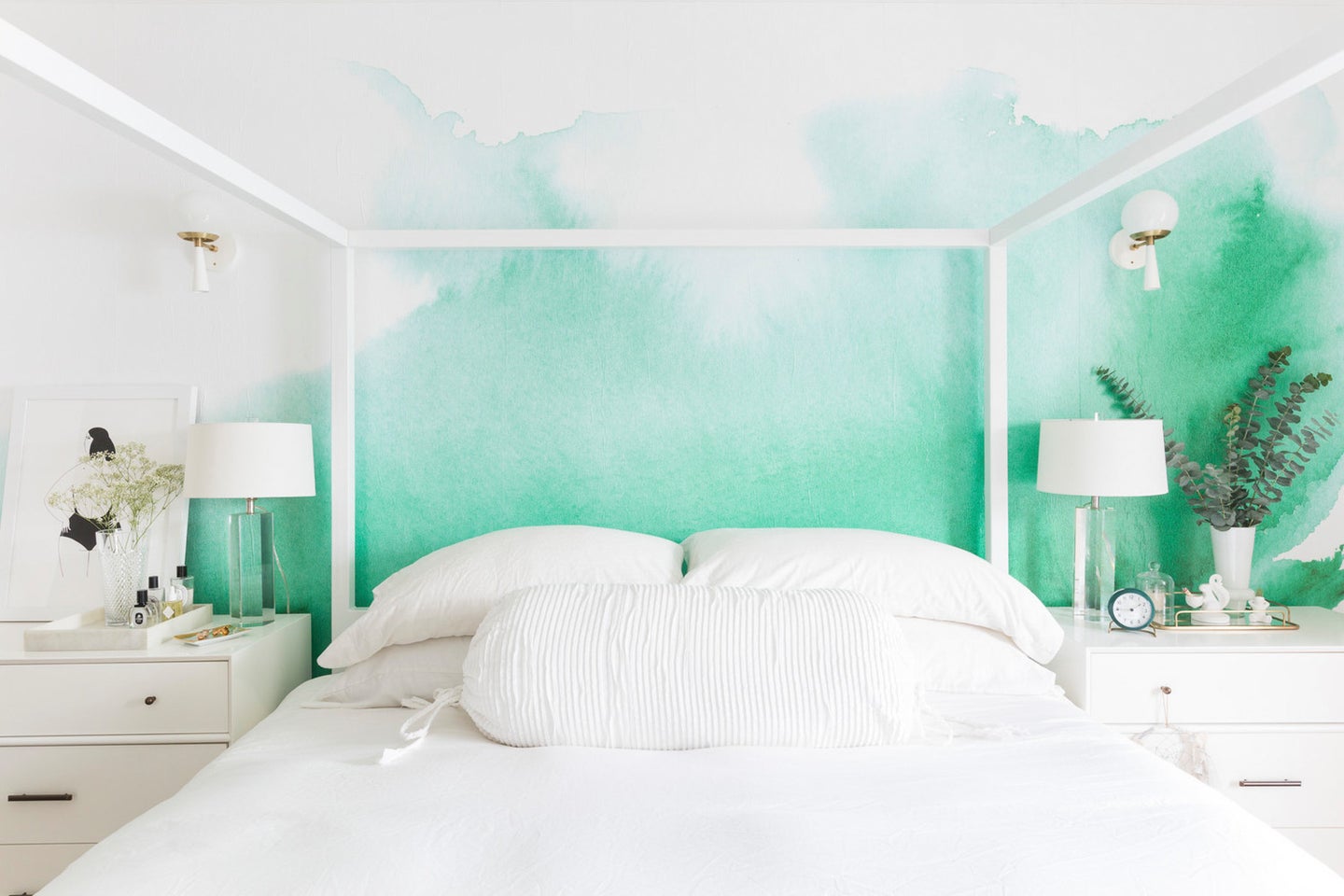 ombre green wallpaper bedroom
