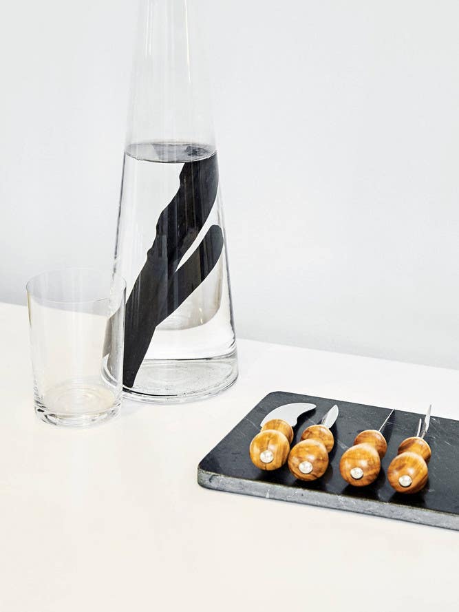 The Chic Japanese Way to Filter Your Water