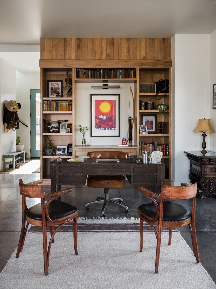 modern nevada home living room bookshelf