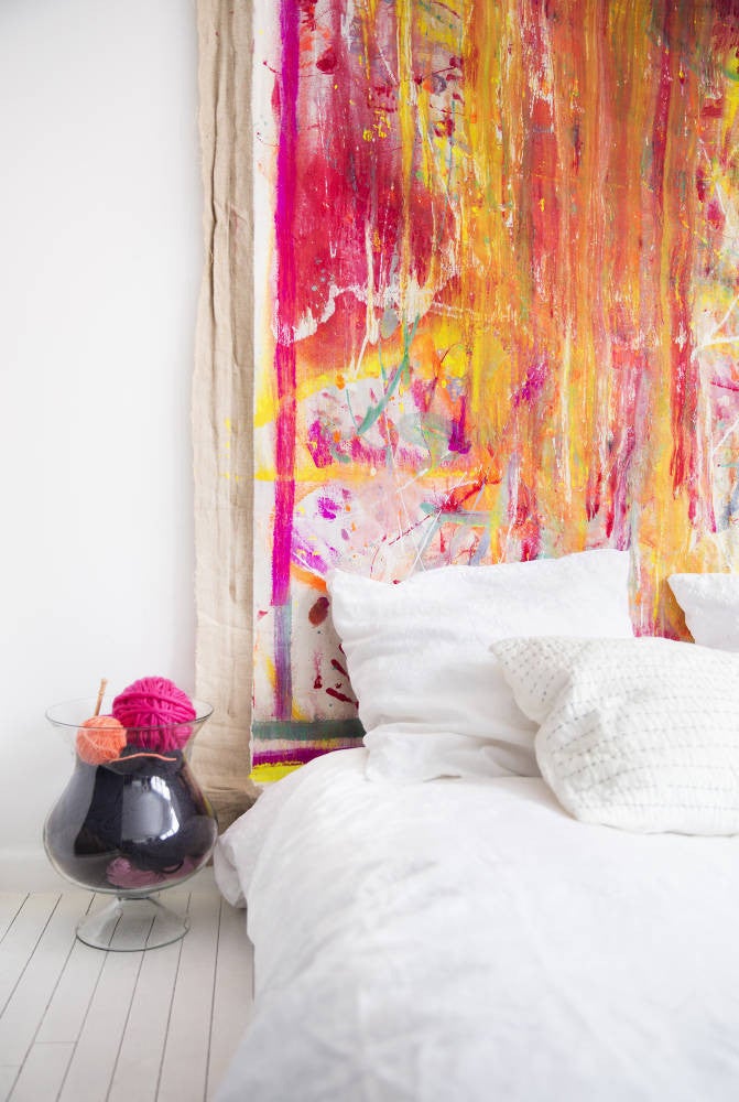 13 Whitewashed Rooms That Are All About Color