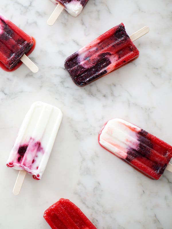 4th of july marbled ice pops!