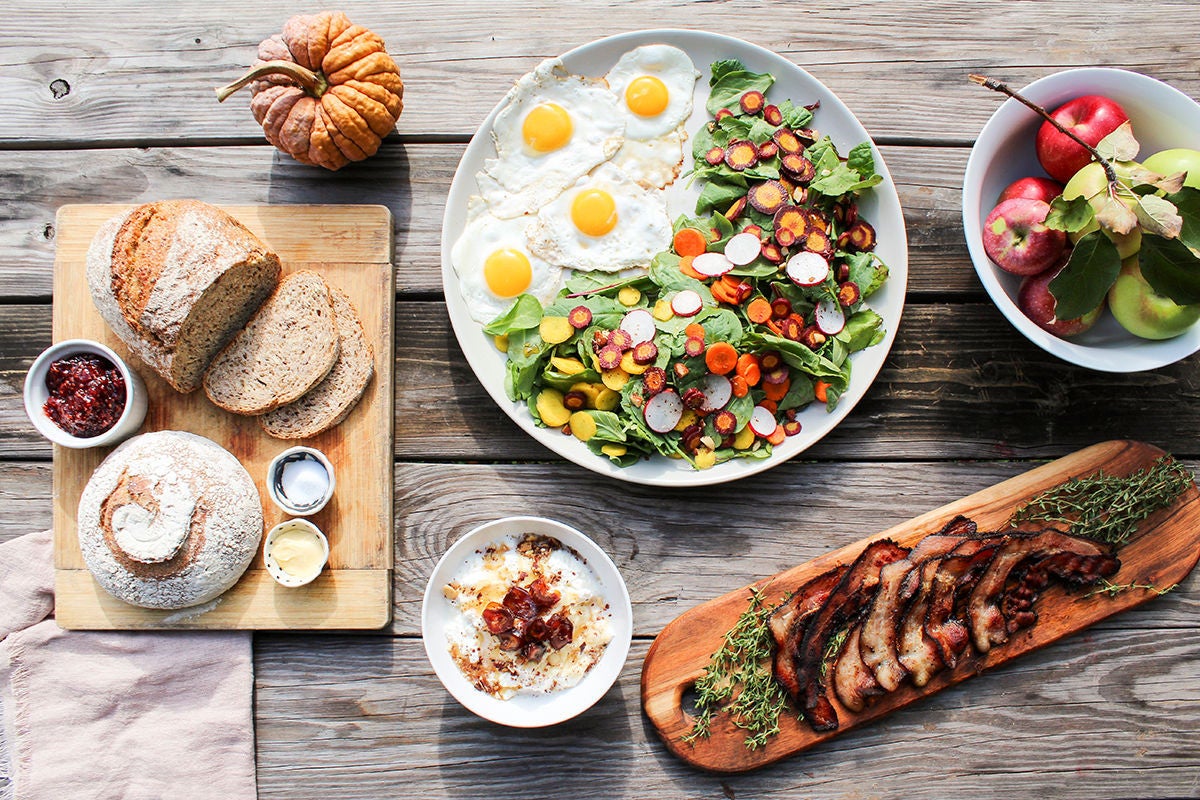 how to host a stress-free (and healthy!) brunch