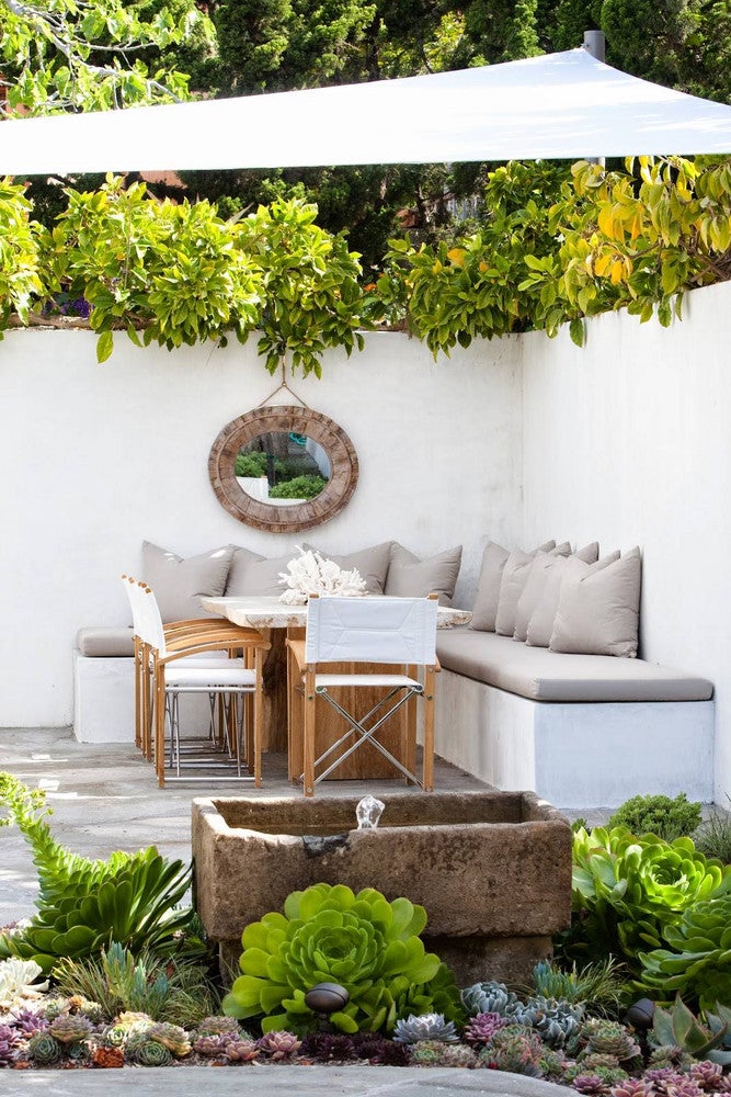 Best Patio Decorating Ideas Green and White Patio