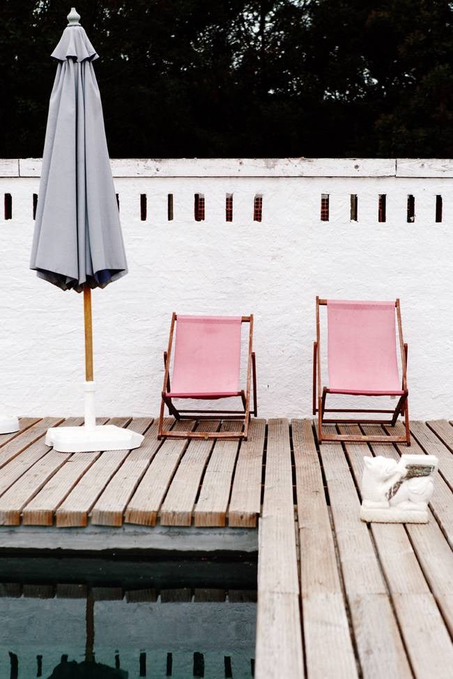 Top Summer Colors For Home Decor Pink and Wood Patio