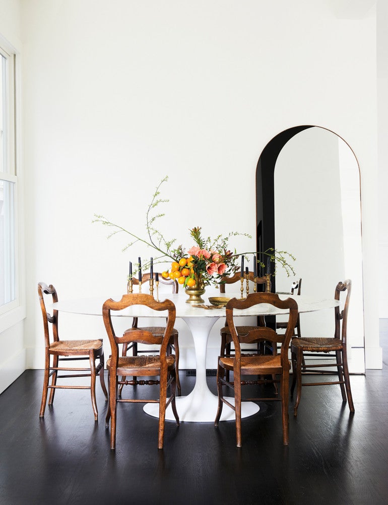 Black and White Dining room