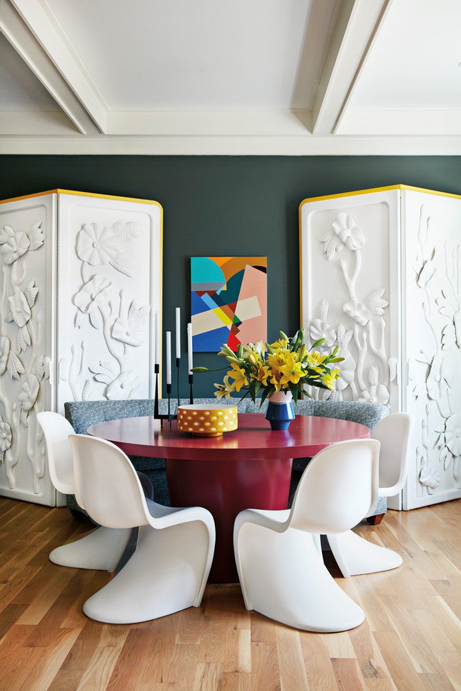 Green and Red and White Dining room