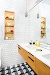 2017's Best Bathroom Interior Design- colorful and modern bathroom