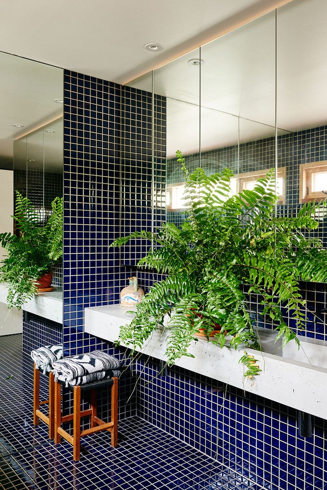 15 of the Best Bathrooms We Saw All Year