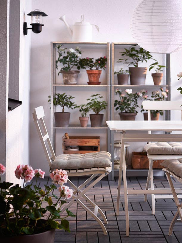 How to Make the Most of Your Tiny Balcony