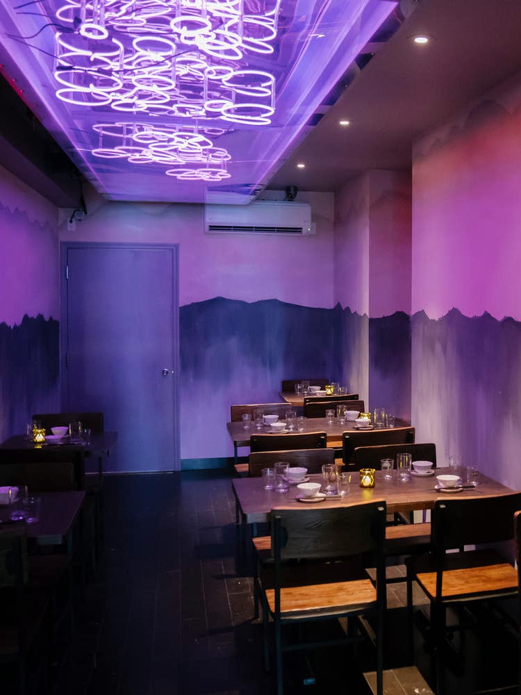 10 Neon Lights That Make These Restaurants Instagram Gold