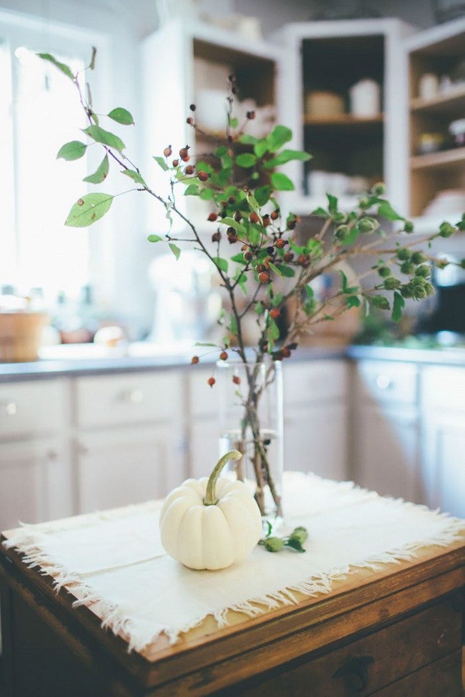 Non-Traditional Thanksgiving Centerpiece Ideas That Are Anything But Ordinary