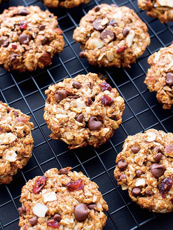 9 Healthy Snacks for Road Trips- trail mix cookies