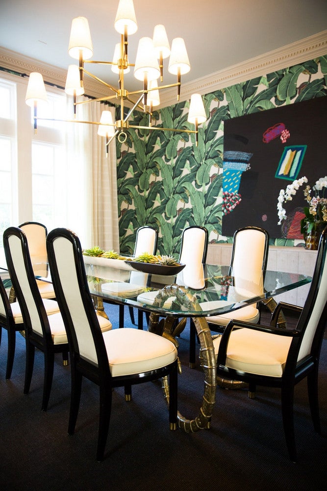 7 Tropical Wallpapers You'll Love- dining room