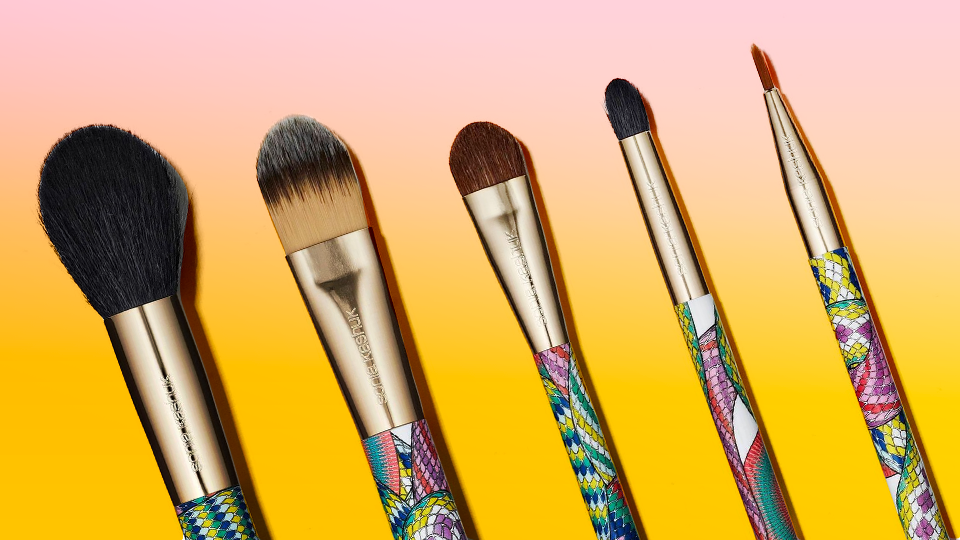 The 5 Coolest, Under-$20 Makeup Brush Sets to Instagram Right Now