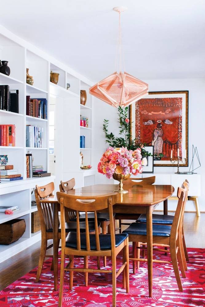 2017's Best Small Space Decorating Ideas- open shelving dining room