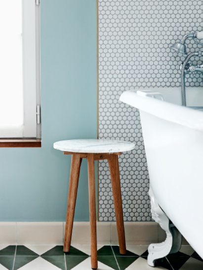 15 Blue Bathroom Ideas To Inspire Your Makeover- eggshell blue bathroom