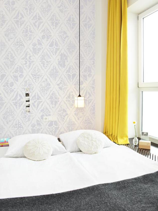 10 Reasons To Wallpaper The Space Behind Your Headboard
