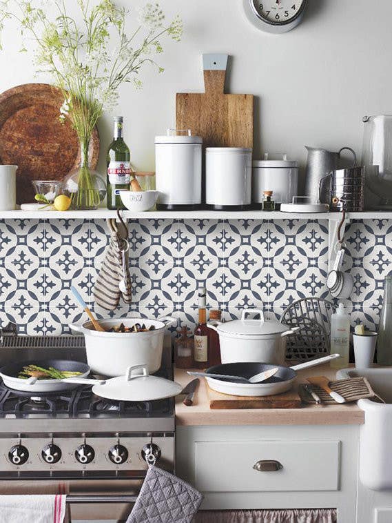 How to Have Cool Kitchen Tiles in a Rental