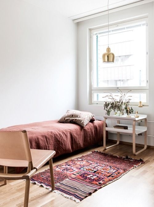 The Adult-Approved Way To Have a Twin Bed in your Bedroom