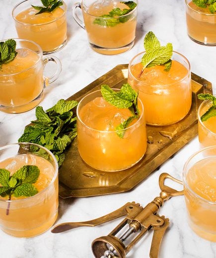 Big-Batch Cocktails to Serve Before Your Thanksgiving Dinner