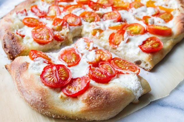 cherry-tomato-pizza