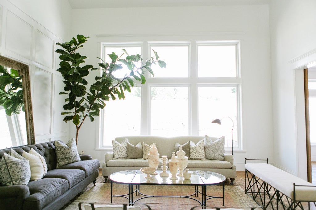 12 Beautiful Farmhouse Decorating Blogs to Follow house of jade interiors