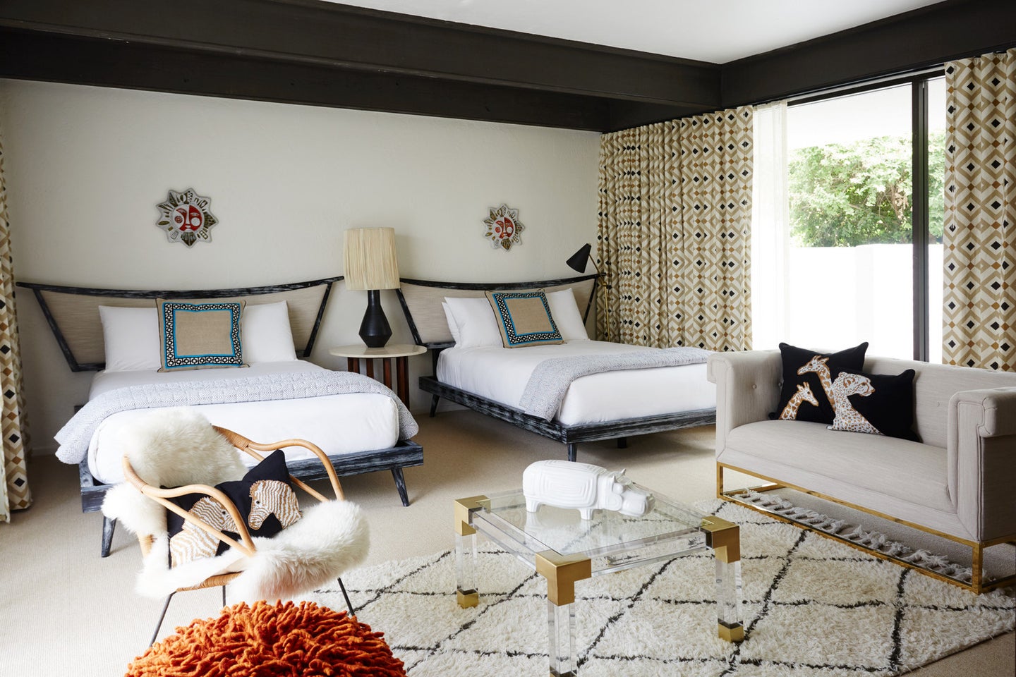 Get the Look: The Suitest Room at the Parker Palm Springs Mixing Patterns