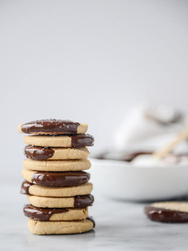 8 Shortbread Recipes to Make (And Eat) Right Now Salted Peanut Butter