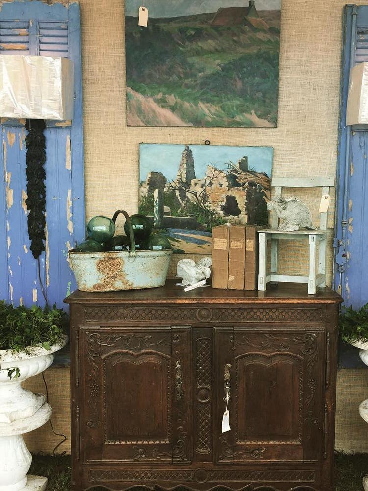 Everything Giving Us Decor Envy From Round Top Antiques Fair