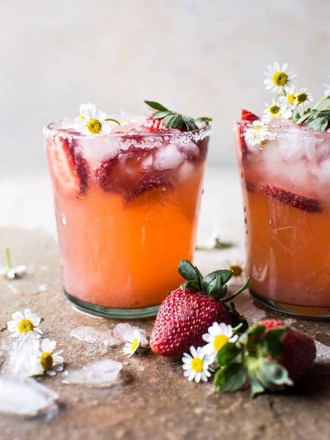 10 Pretty Spring Cocktail Recipes for Your Next Garden Party
