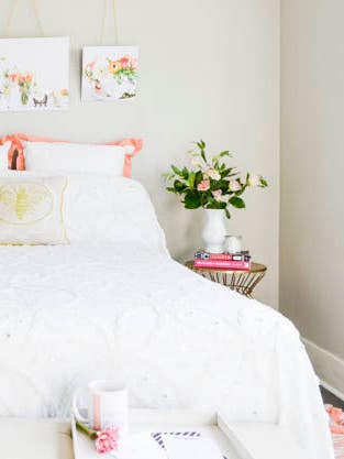 a guest room design in the nick of time