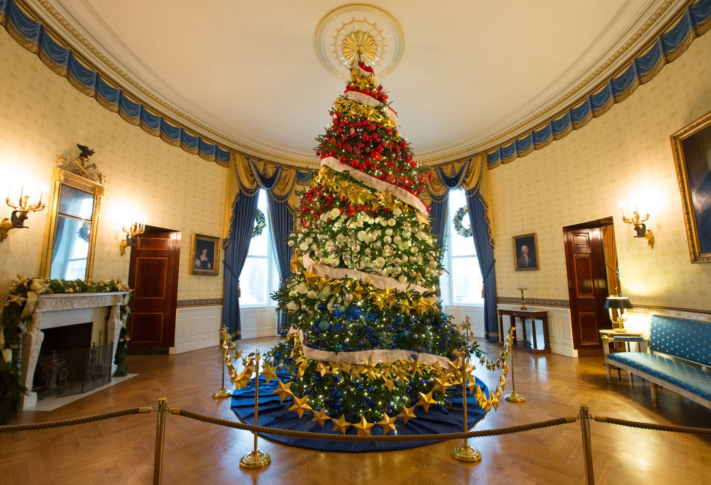 what christmas looks like at the white house!