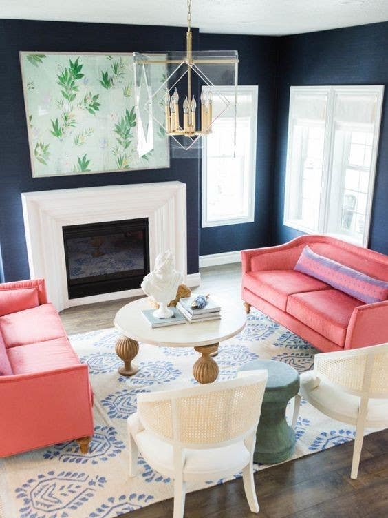 20 reasons to try a colorful sofa