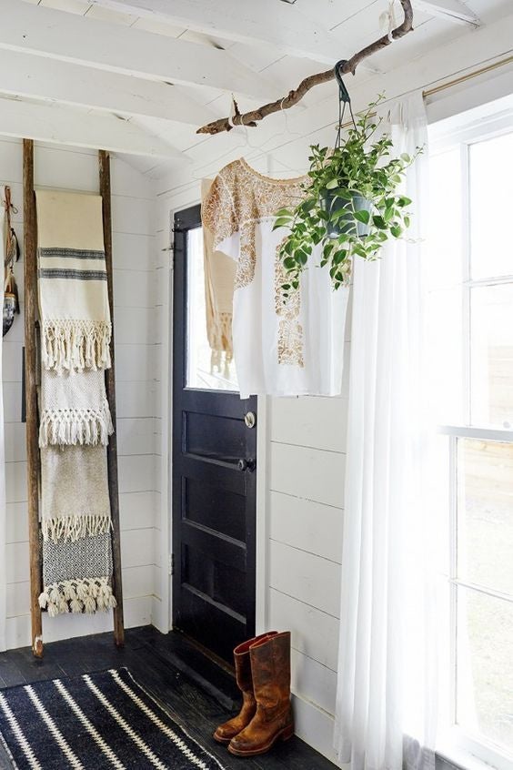 how to cope with no entryway