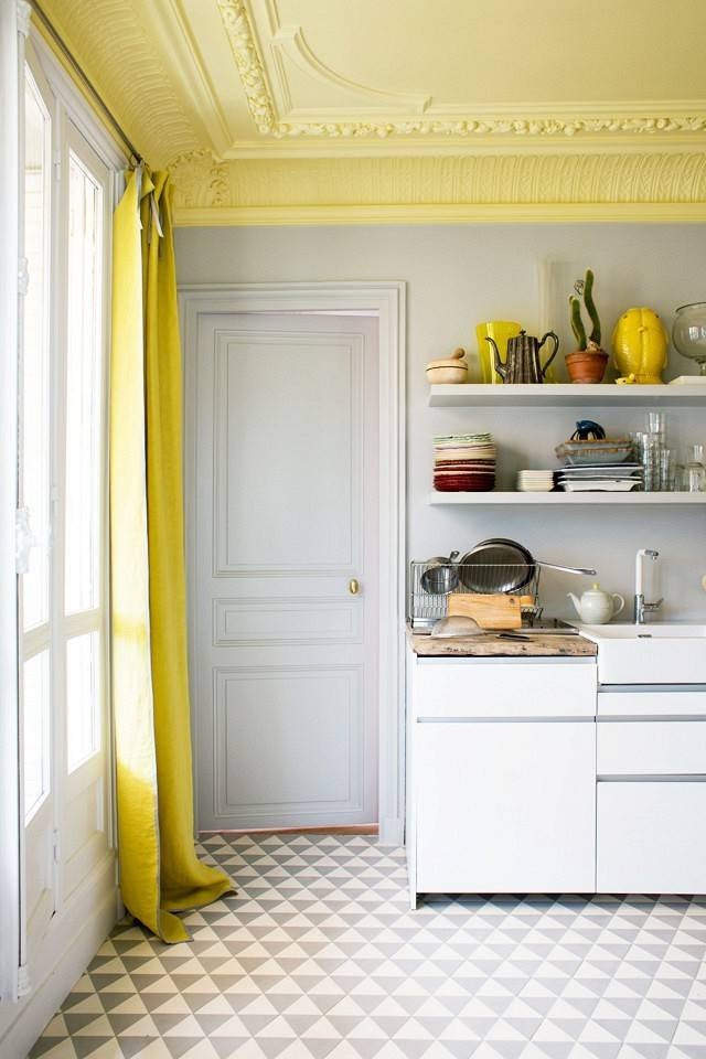 white-kitchen-yellow-ceiling