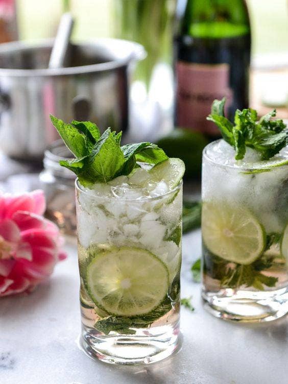 easy summer cocktail recipes rosé mojitos champagne