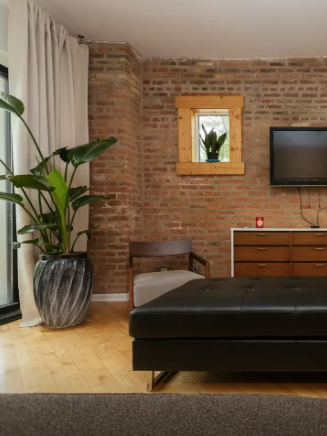 Affordable Chicago Airbnbs Lollapalooza 2016 Modern Living Room Exposed Brick