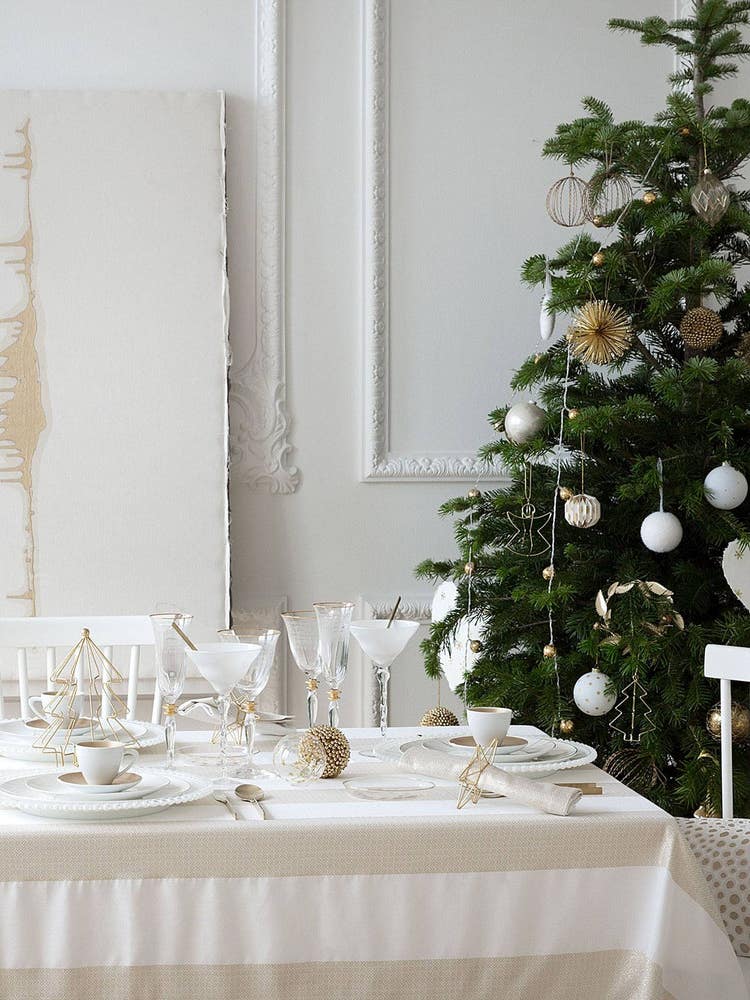 Zara Holiday Tableware 2016 Silver Tablescape