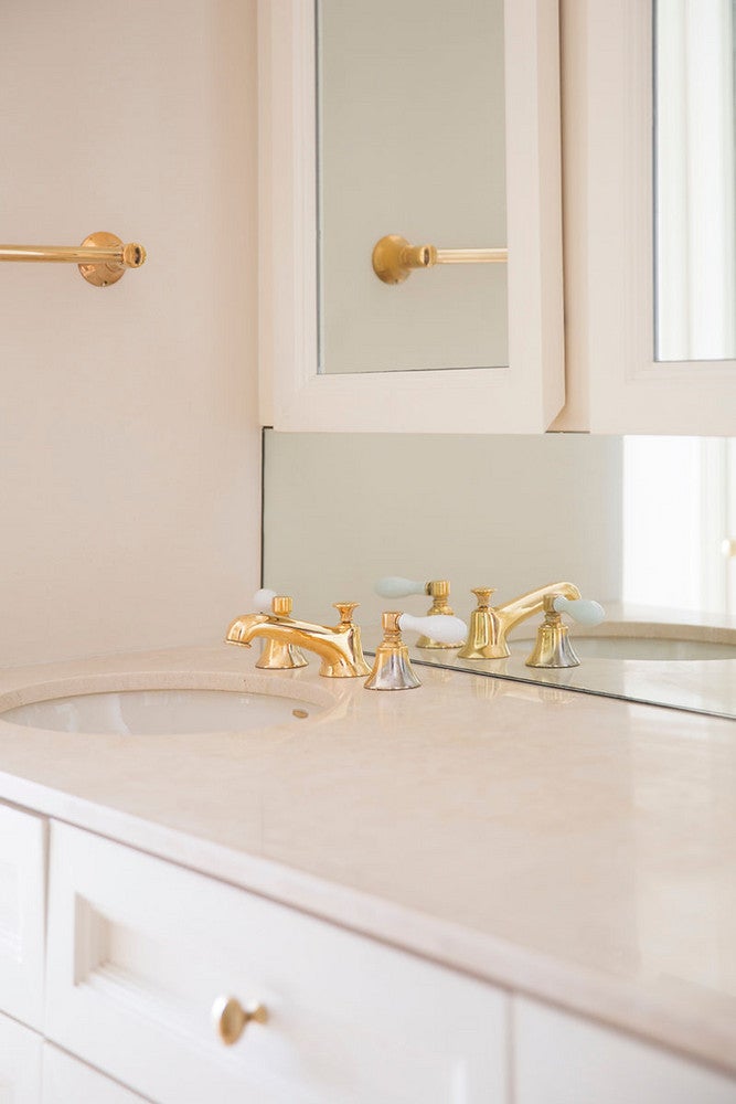 before & after: an upper east side reveal with kohler!