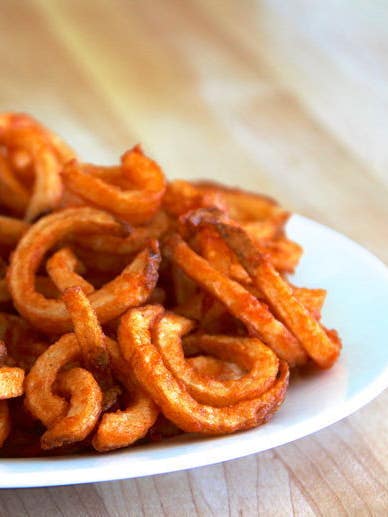 diy curly fries exist and now you’re having a good day