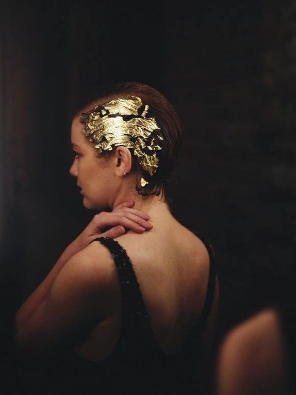 would you wear gold foil in your hair on nye?